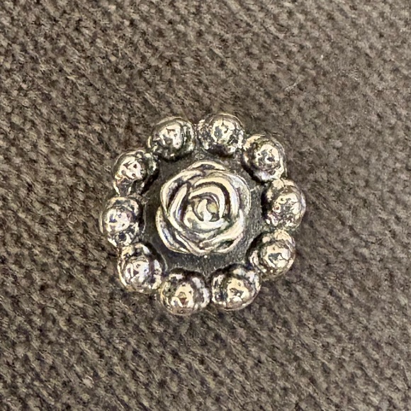 Pandora Birthday Charm - Picture 3 of 5